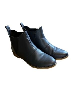 Rocket Dog Women’s Size 8 Black Ankle Boots – Classic Everyday Booties